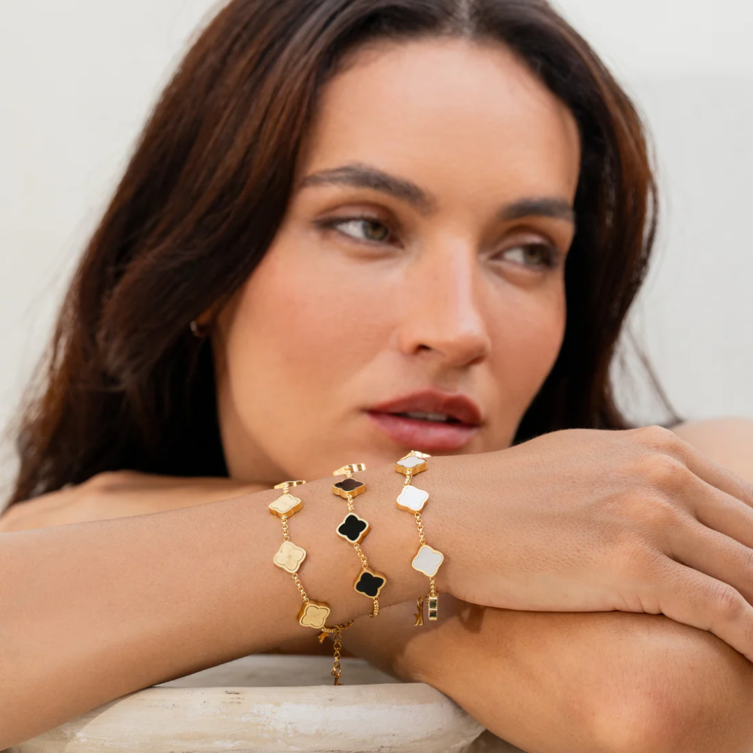 Lyckoklöver Armband™ | Fri frakt & tidlös stil direkt hem till dig