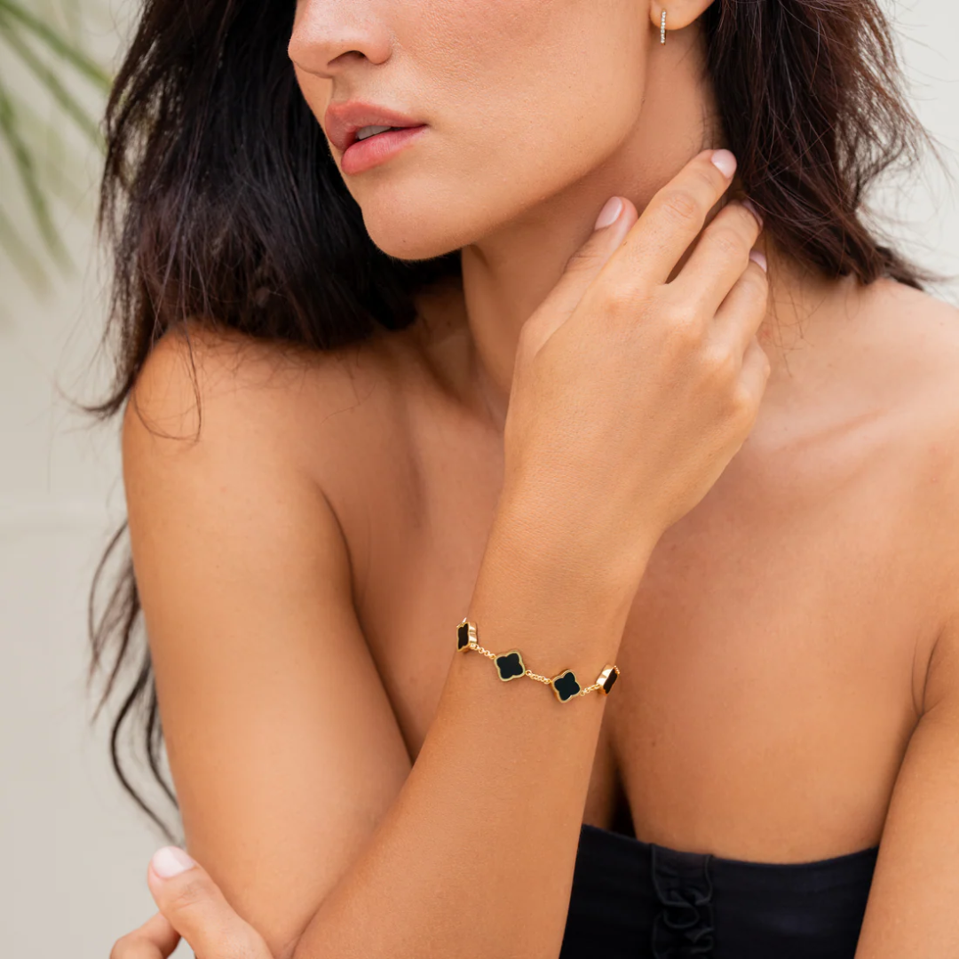 Lyckoklöver Armband™ | Fri frakt & tidlös stil direkt hem till dig