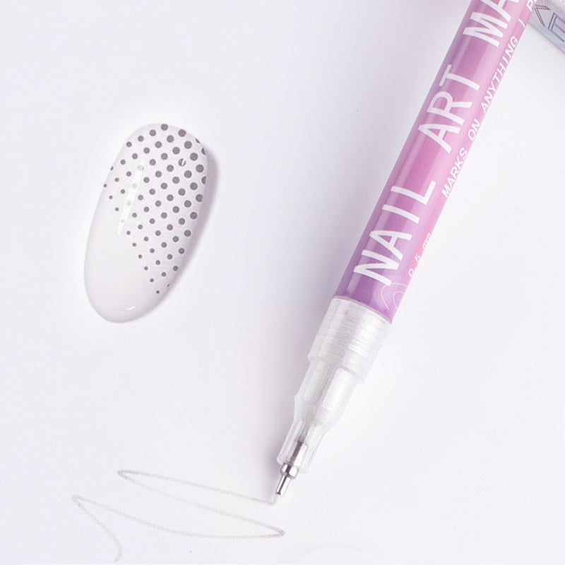 NailSparkâąđSkapa konst pĂ„ dina naglartđ