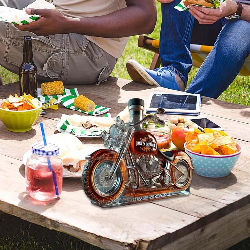 Throttle & Oak™ – Crafted for those who ride.