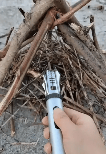 NordFlame™ Stormtändare | Säker tändning med ett klick – i nästan alla väder.